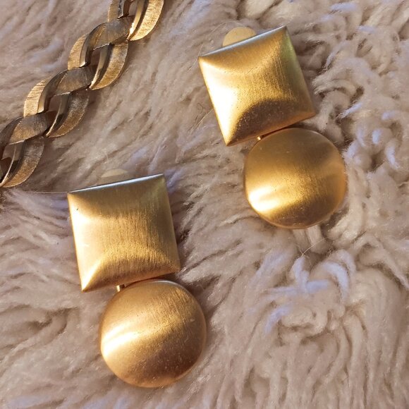 Geometrics in Gold Tones! Vintage Anne Klein Dangle Post Earrings - Picture 1 of 3